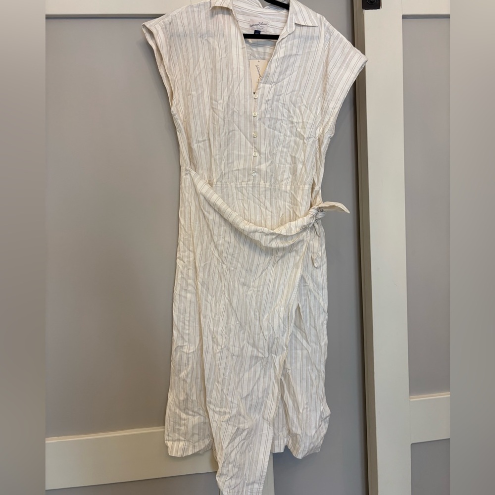 Cap sleep button detail collar wrap maxi Dress